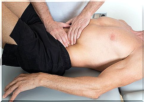 Abdominal massages on the sides