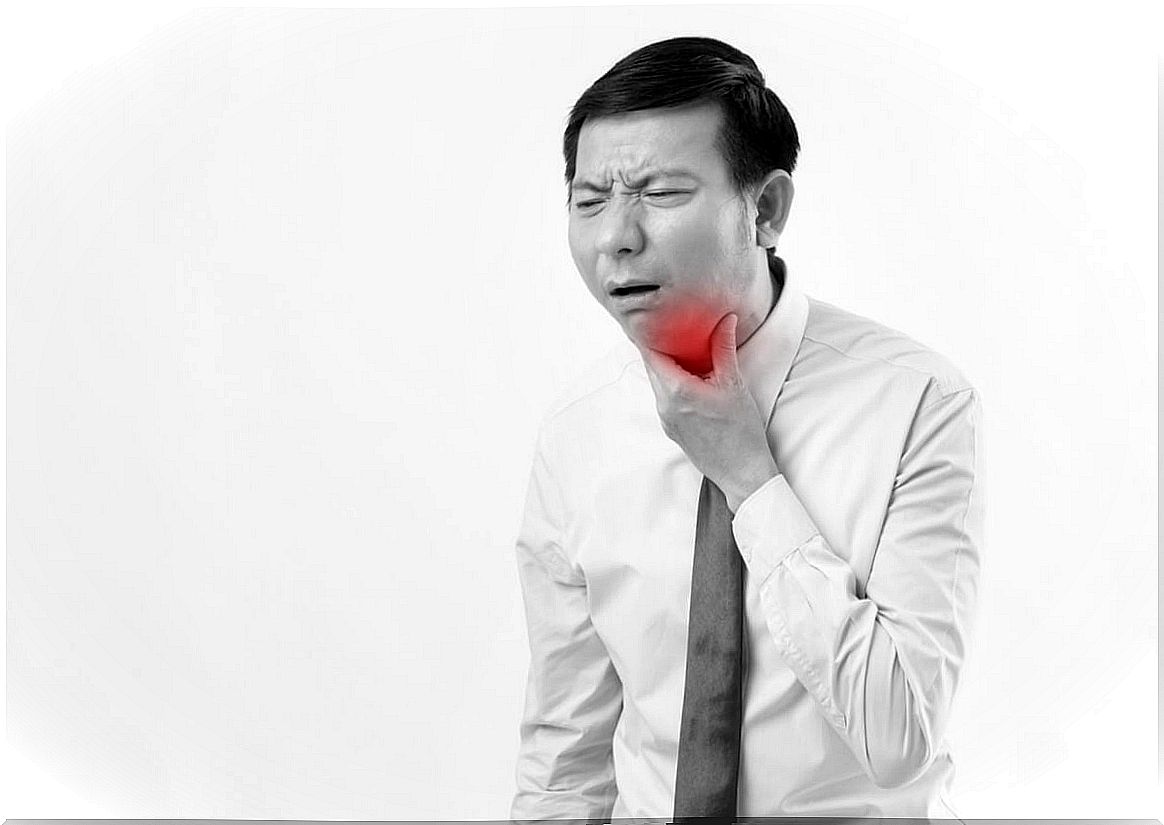 Man with sore throat