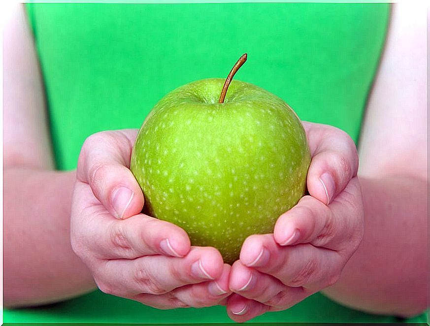 Green apple diet: an option to detoxify