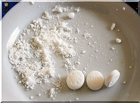 crushed aspirin on plate