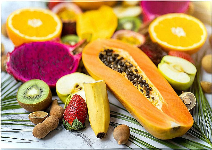 Tropical fruits to combat fluid retention.